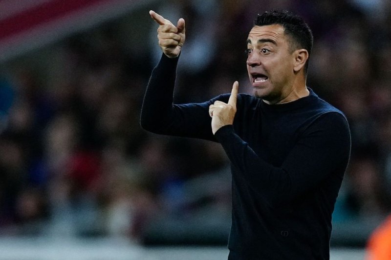 FC Barcelona head coach Xavi led the club to a La Liga title in 2022-23. Photo by Enric Fontcuberta/EPA-EFE