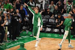 Boston Celtics' Kristaps Porzingis to undergo off-season leg surgery