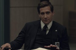 Jake Gyllenhaal: Slow, intense boil of 'Presumed Innocent' mirrors real trials