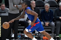 Kawhi Leonard: $153M extension gives Clippers chance to re-sign Paul George, James Harden