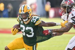 Minnesota Vikings, running back Aaron Jones agree to 1-year deal