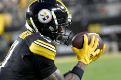 New York Giants sign ex-Pittsburgh Steelers wide receiver Allen Robinson