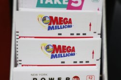 Stop for party supplies leads to $162,441 lottery prize