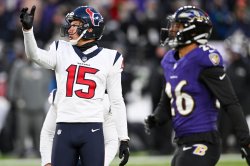 Texans, kicker Ka'imi Fairbarin agree to $15.9M extension